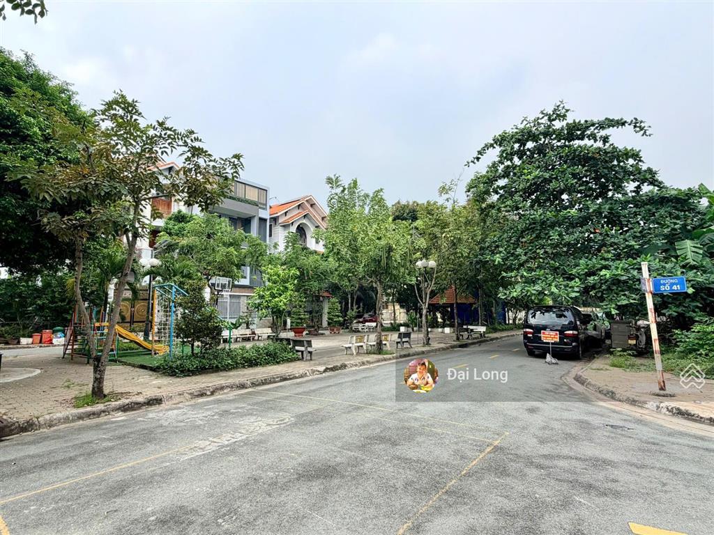 Biệt thự đẹp góc 2 mt khu compound thủ đức house hầm 3 tầng 161,7m2 giá 60 tỷ thương lượng.