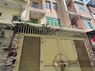 Bán nhà phố hxh cách phan xích long 1 dãy nhà. 5m x 13,7m giá chỉ 16,8 tỷ còn thương lượng.