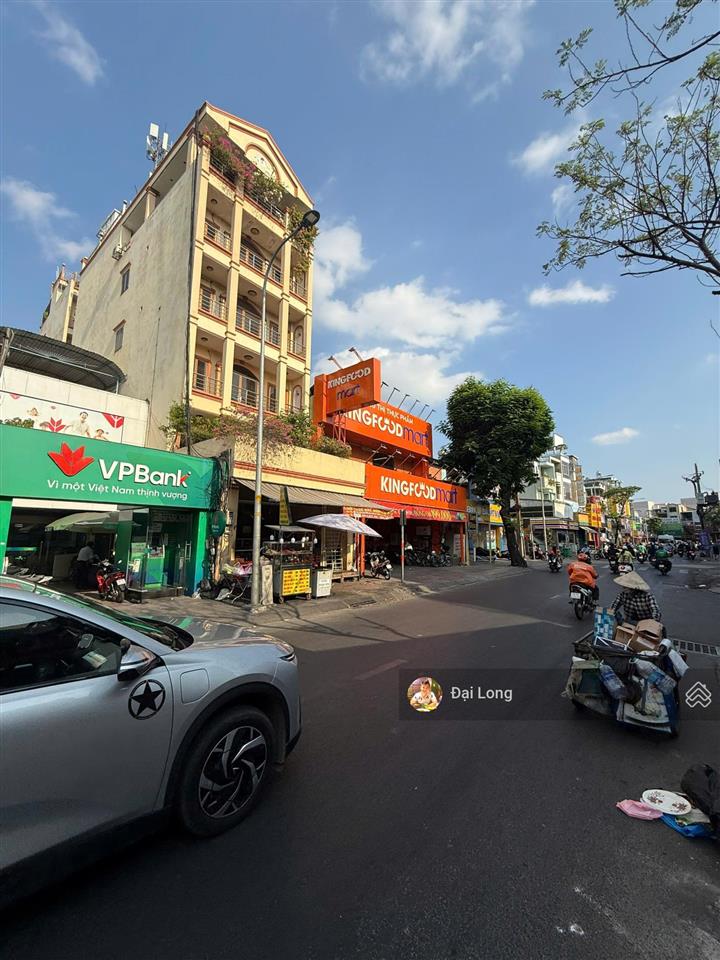 Bán nhà đường hoàng hoa thám 7 tầng thang máy sẵn hđt 150tr/tháng chỉ 250tr/m2.