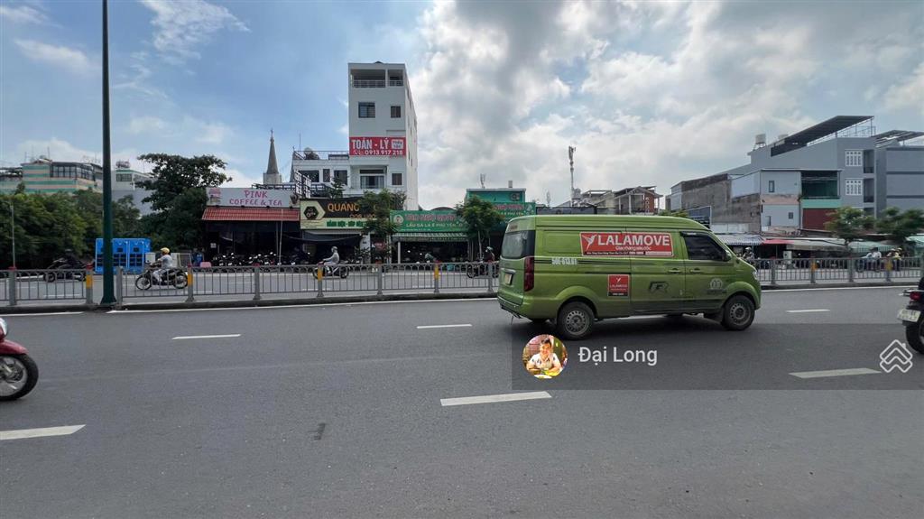 Bán nhà dương quảng hàm đối diện khu biệt thự city land khu vực xây cao hầm 7 tầng.