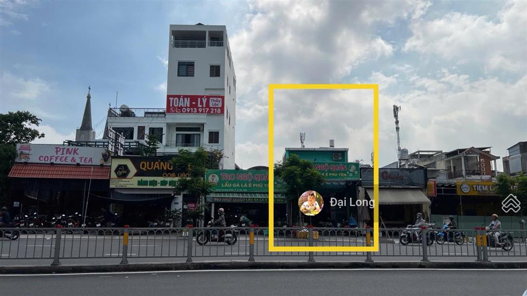Bán nhà dương quảng hàm đối diện khu biệt thự city land khu vực xây cao hầm 7 tầng.