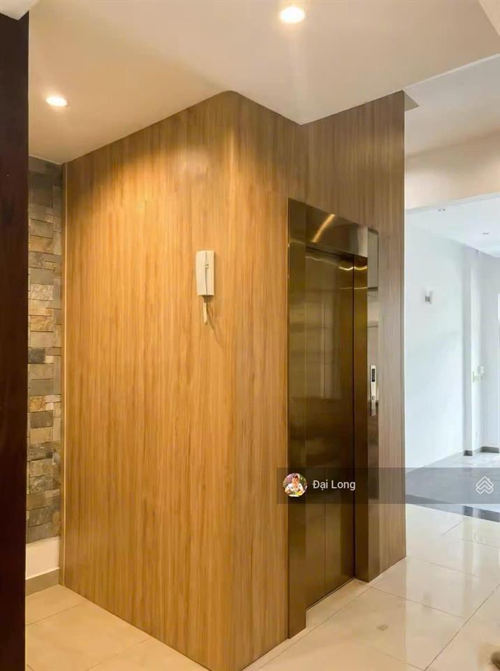 Bán nhà 4 tầng sẵn thang máy mặt tiền nguyễn bá huân, phường thảo điền. giá chỉ 24 tỷ.