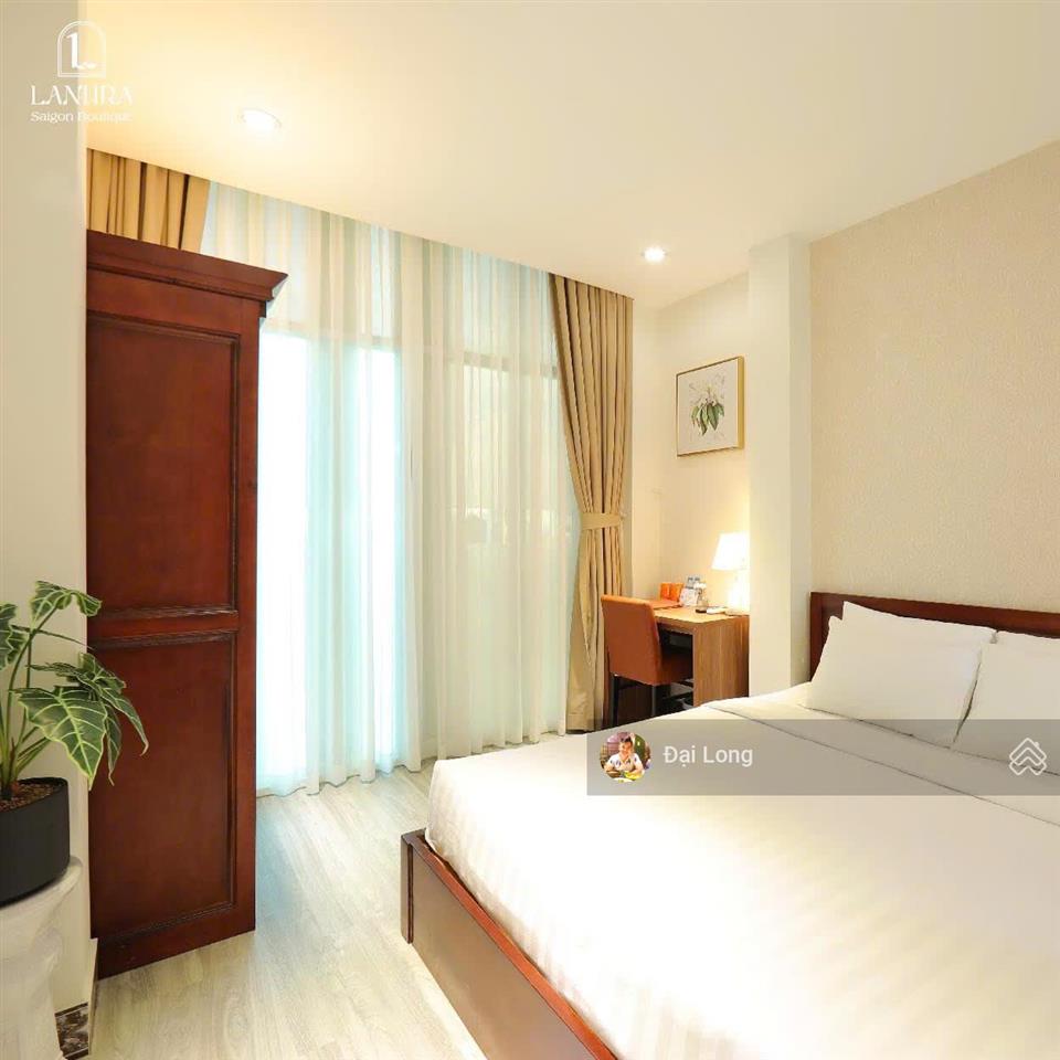 Bán gấp khách sạn đường nguyễn thái bình, hầm 6 tầng thu nhập 300 triệu/tháng. giá chỉ 59 tỷ.