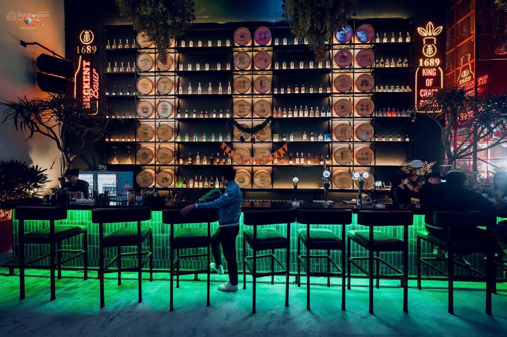 Tìm hợp tác kinh doanh, cho thuê mặt bằng hoặc sang nhượng quán bar phố tây, tây hồ, hà nội