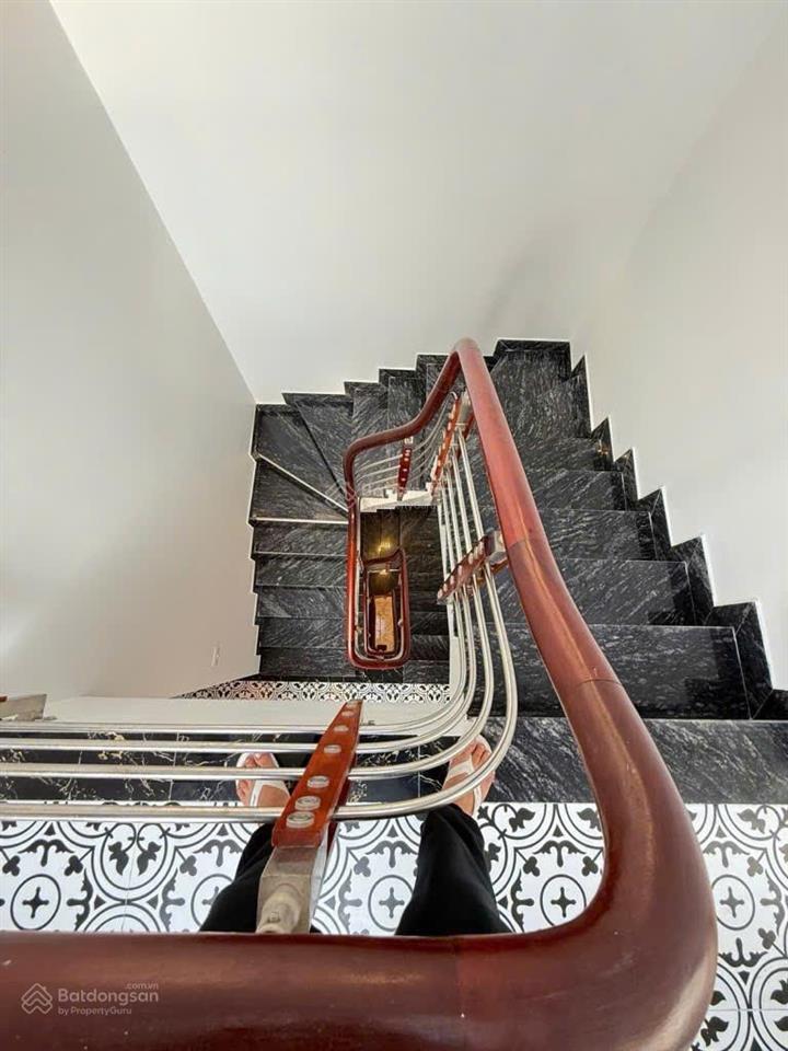 Hot hot 9 tỷ cho 1 căn 53m2 4 tầng 4 ngủ  thạch bàn  3 thoáng vĩnh viễn  full nội thất.