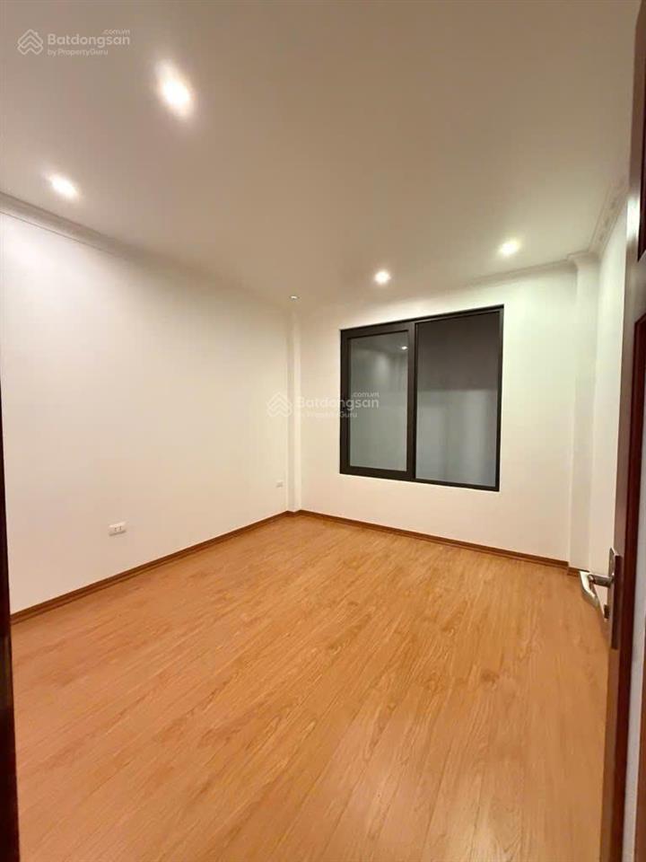 Hot hot 9 tỷ cho 1 căn 53m2 4 tầng 4 ngủ  thạch bàn  3 thoáng vĩnh viễn  full nội thất.