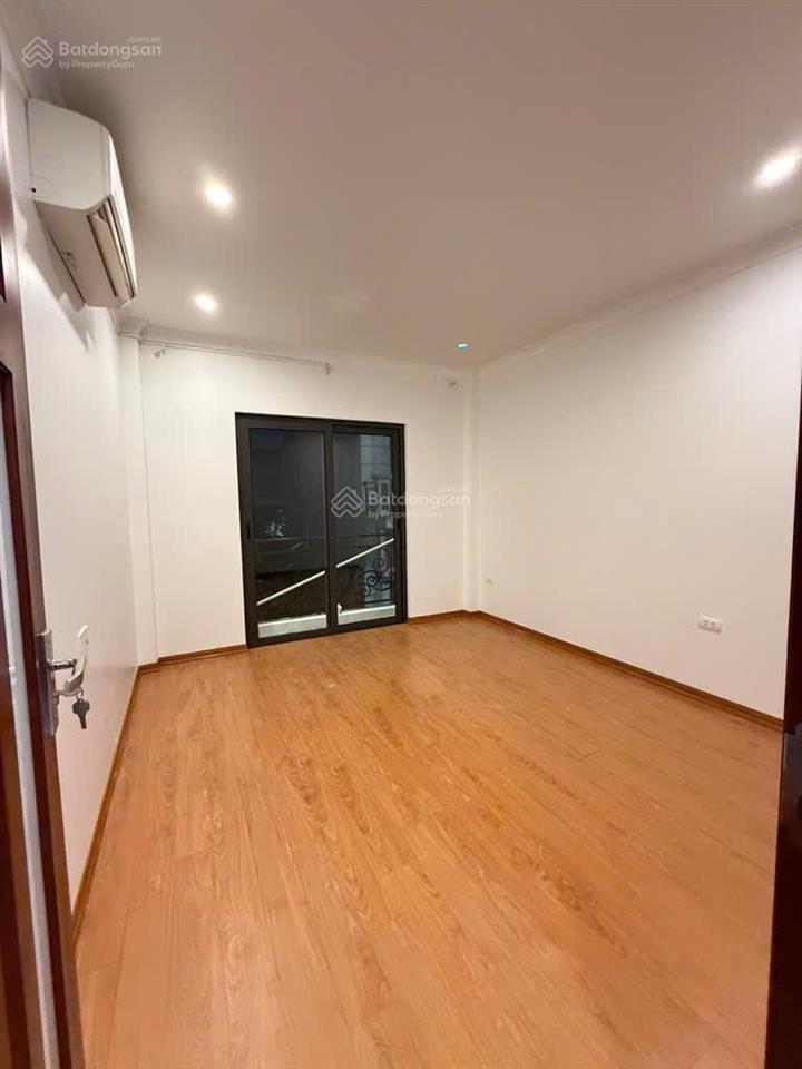 Hot hot 9 tỷ cho 1 căn 53m2 4 tầng 4 ngủ  thạch bàn  3 thoáng vĩnh viễn  full nội thất.