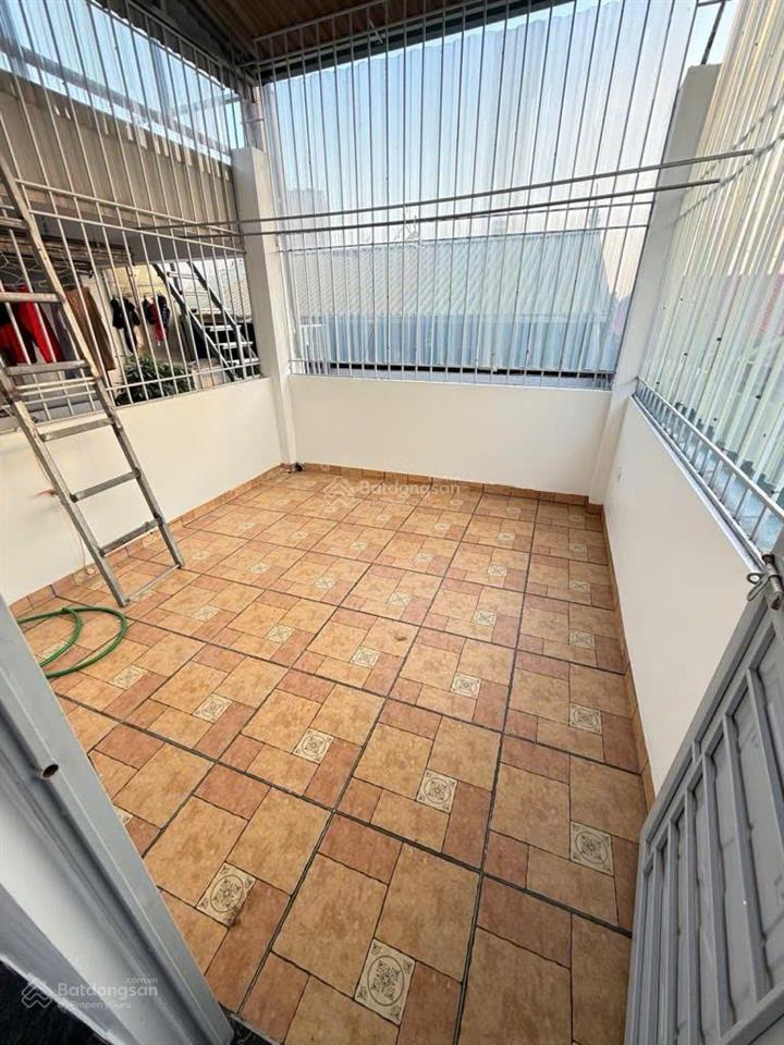 Hot hot 9 tỷ cho 1 căn 53m2 4 tầng 4 ngủ  thạch bàn  3 thoáng vĩnh viễn  full nội thất.