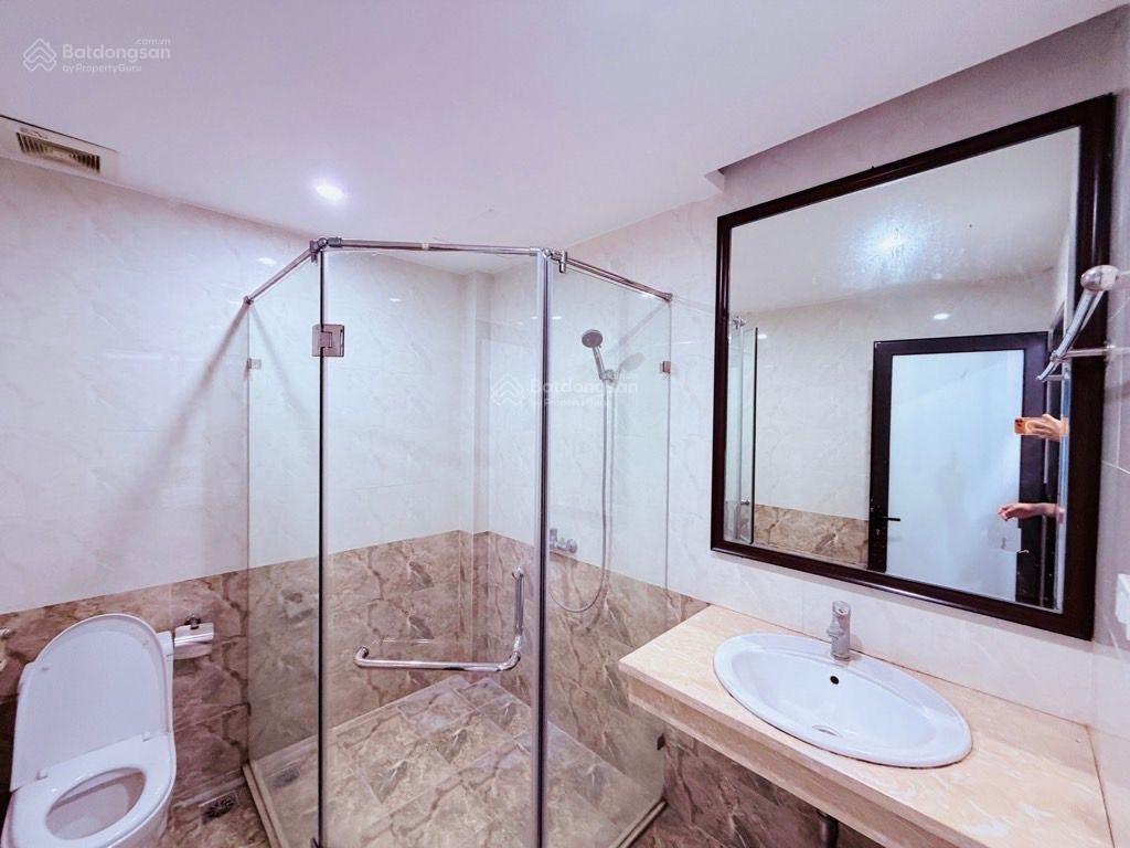 Cực hiếm nhỉnh 8t  36m2  #bồđề  2 thoáng  ô tô đỗ cổng  thông hồng tiến  vị trí cực đẹp.