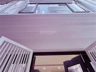 Cực hiếm nhỉnh 8t  36m2  #bồđề  2 thoáng  ô tô đỗ cổng  thông hồng tiến  vị trí cực đẹp.