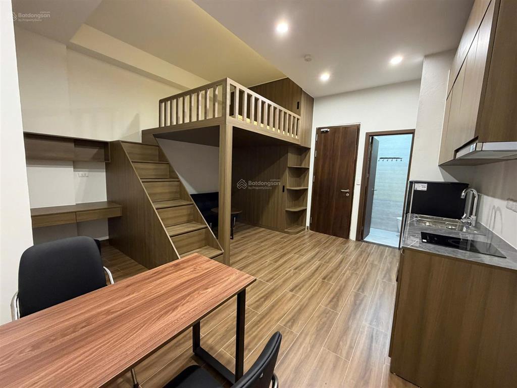 Cho thuê căn hộ khép kín gác lửng tại tốt, ngách 17, ngõ 117, phố 8/3, 4 triệu, 20m2