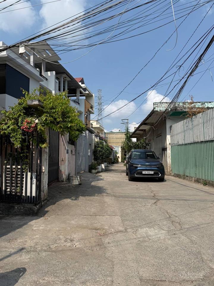 Nguyễn thị thập nối dài  kế bên khu bộ công an  nhà 2 tầng chủ tự xây để ở chắc chắn  53m2