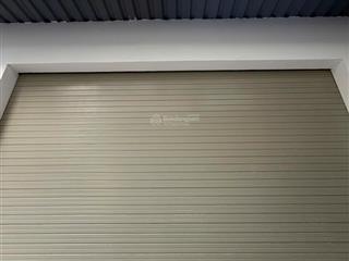 Nhà 3 tầng ngay cầu tân thuận  54m2 (4,5 x12)  chỉ 5,25 tỉ (còn tl)