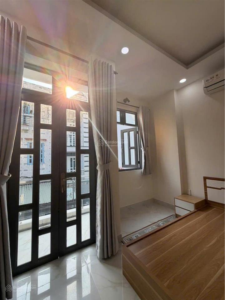 Nhà 2 tầng  100m ra xe tải tránh  56m²  5 tỷ 590