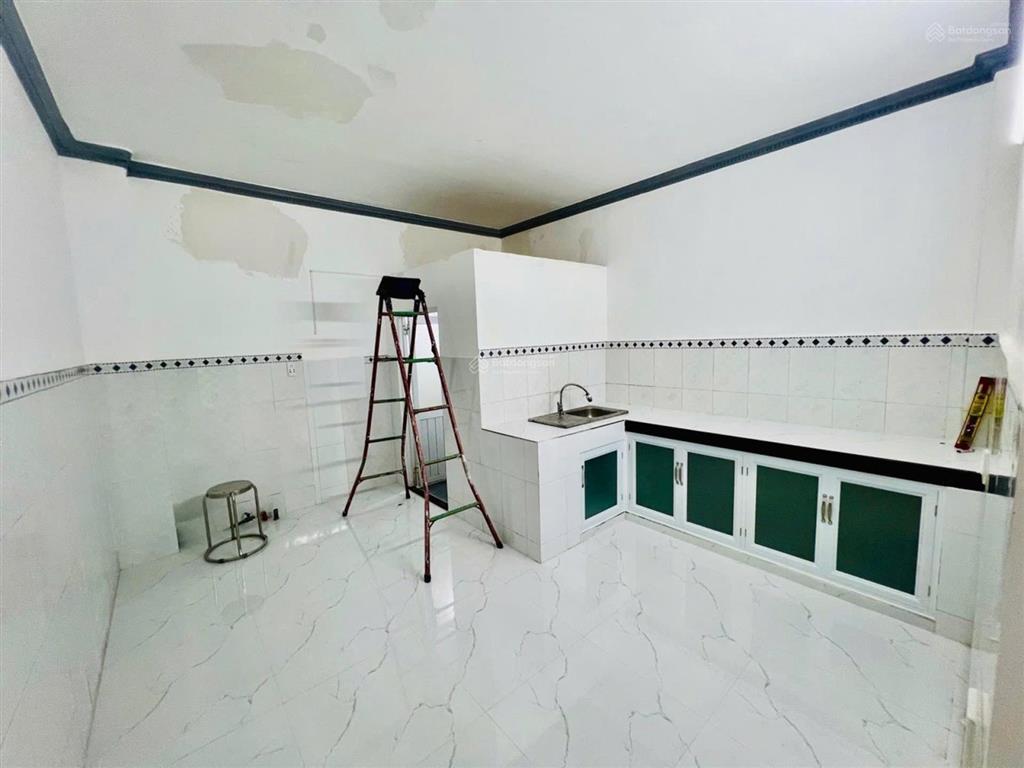 Nhà 2 tầng  45m²  phú thuận  4,45 tỉ