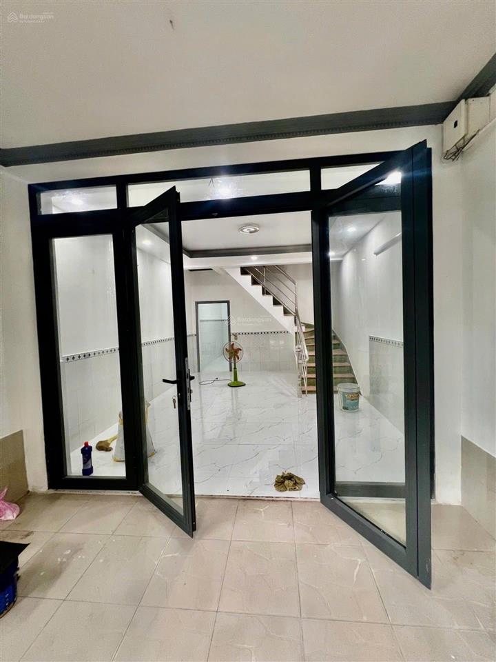 Nhà 2 tầng  45m²  phú thuận  4,45 tỉ