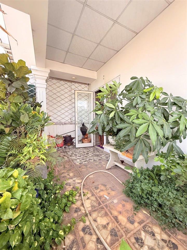 Nhà 4 tầng  ô tô tránh nhau  gần lý phục man  56m²  12 tỷ 7