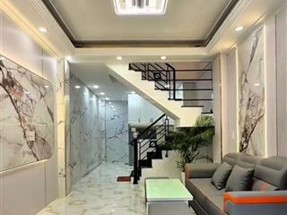 Nhà 3 tầng  vào ở liền  gần đường xe tải  kế chợ bùi văn ba  4pn  nhỉnh 4 tỷ