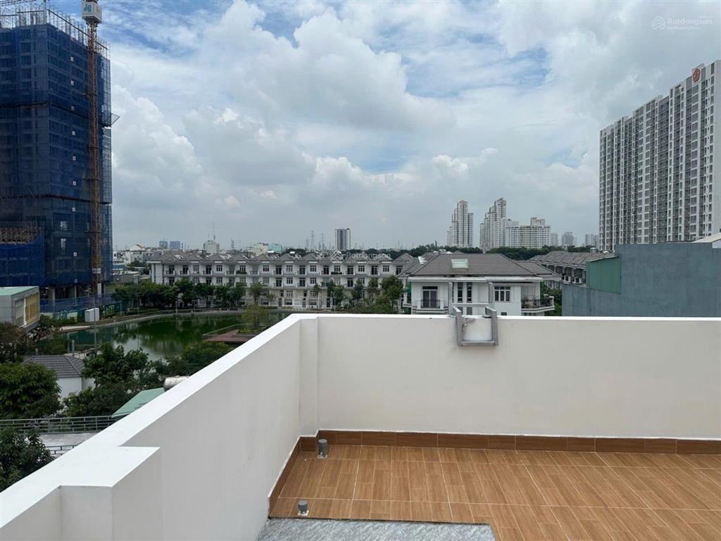 Bán chdv 4 tầng 62m2 gần hẻm xe hơi 10 phòng 45 triệu/tháng 6tỷ95