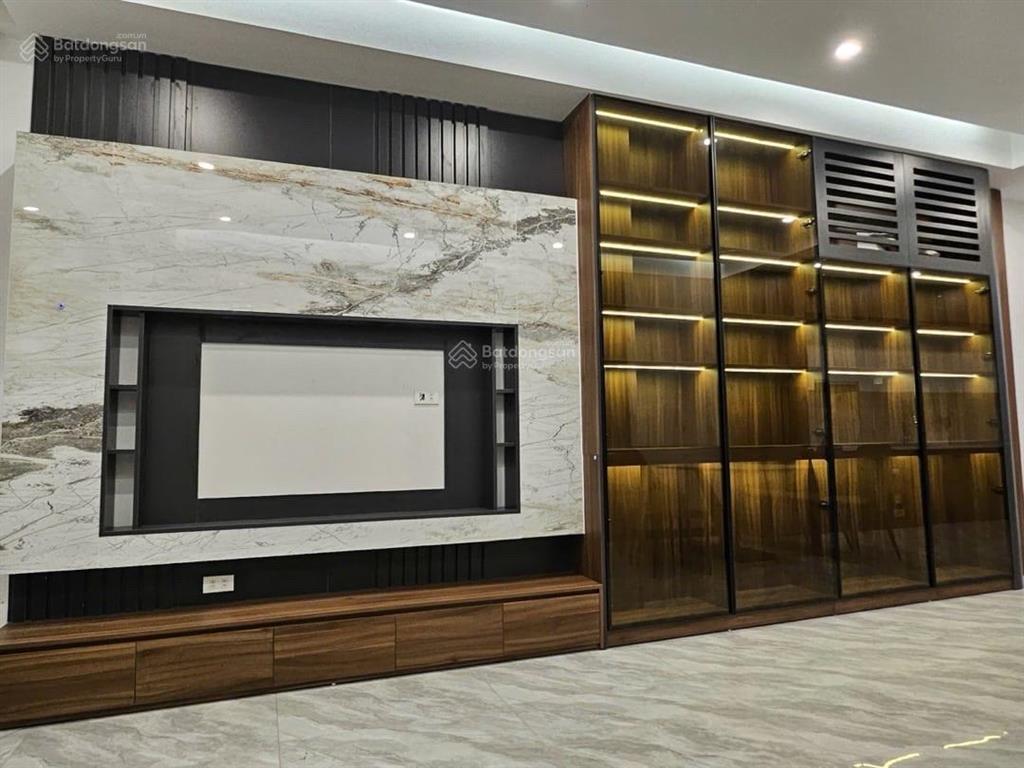 Hoa hậu thái hà, trung liệt, 68m2 x 6t thang máy, ô tô vào nhà, 2 thoáng, tặng full nội thất