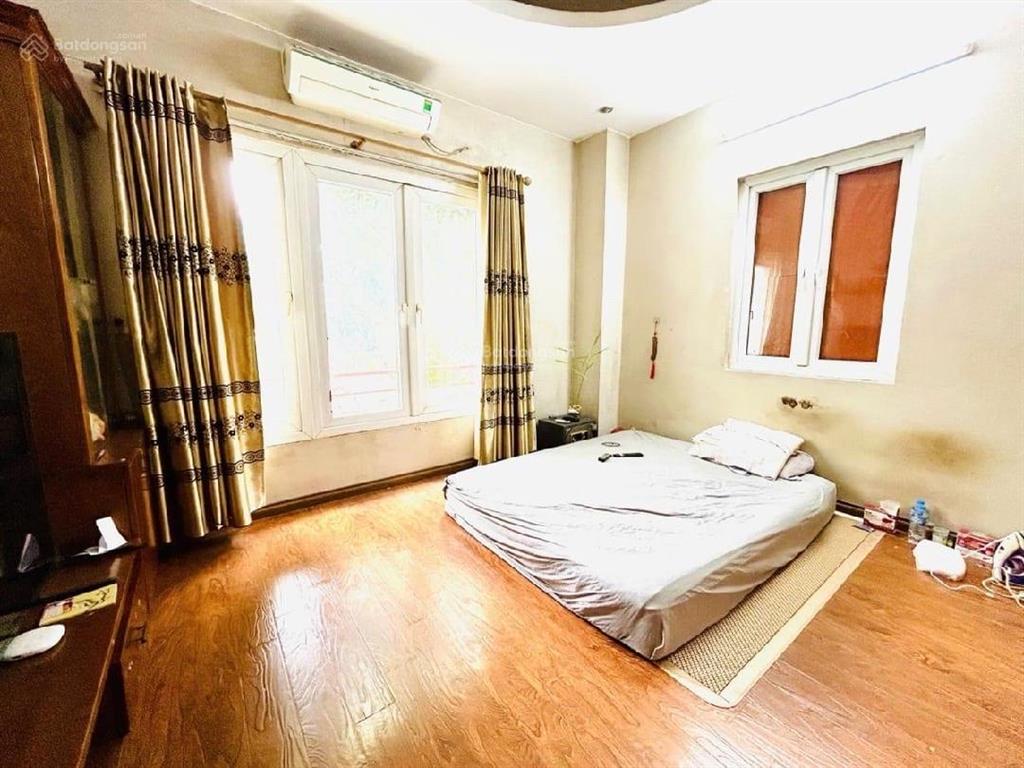 Chính chủ bán nhà huỳnh thúc kháng, 52m2x5 tầng, 5m ra ô tô, 20m ra phố, gần pháo đài láng, thái hà