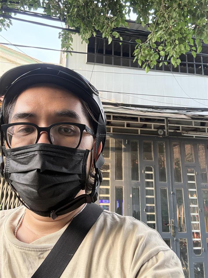 B.án gấp n.hà 2 tầng đường hương lộ 2. dt 65m22pn, 2wc, đúc btcthxh.