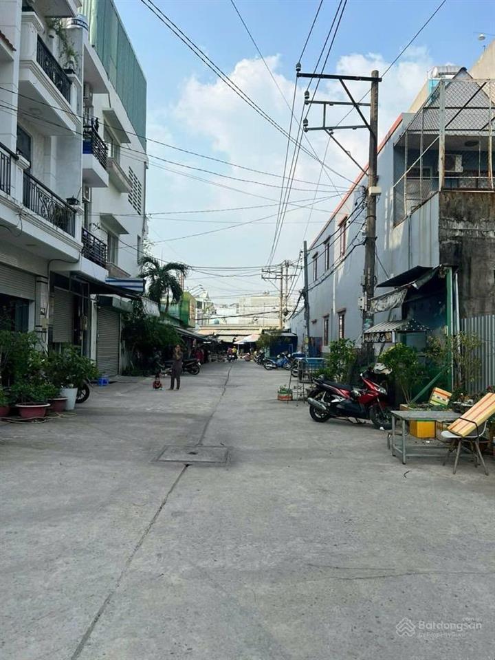 56m2(4x14), 4 tầng chắc chắn, hẻm xe tải 10m, sát mặt tiền tây lân bình tân, thuê 12tr/th