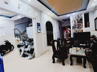 97m2(8x12), 3 tầng chắc chắn, hẻm xe tải, nằm sau căn mặt tiền đường số, ngay khu lvq  4 xã btân