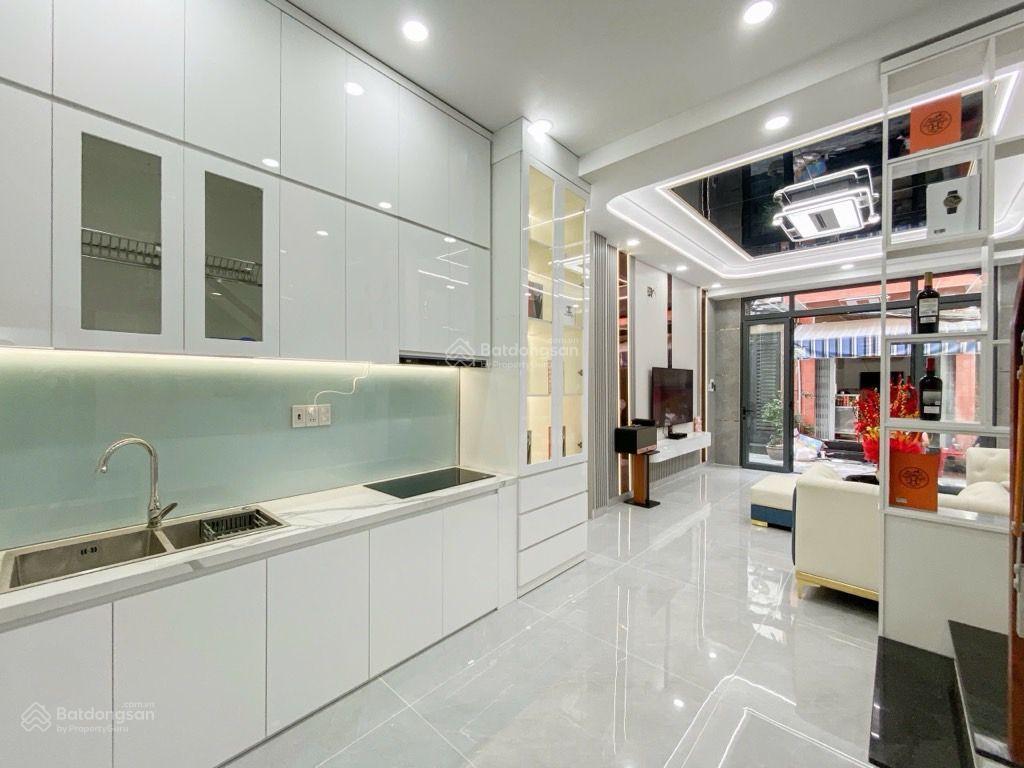 2 tầng lung linh, 3pn, 48m2(4x12m), hẻm xe hơi thông, ông ích khiêm q11, tặng full nội thất