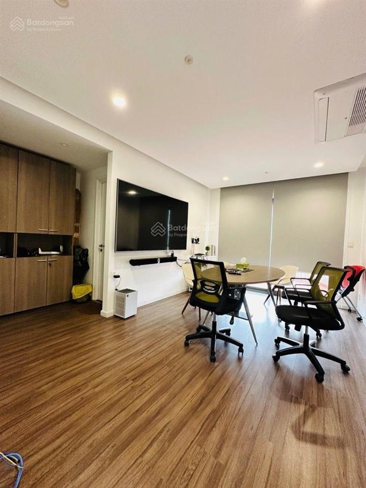 Mặt tiền kinh doanh kênh tân hoá q6, 6 tầng có thang máy, 80m2(5x16), sát vòng xoay & chợ phú lâm