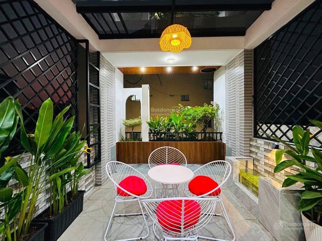 83m2(3.6x23), 3 tầng mới đẹp, full nội thất, hẻm xe hơi, đường số 3 bhh bình tân, sát aeon tphú