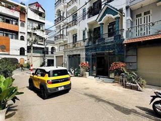 Cần bán gấp căn nhà phố , đầy đủ nội thất