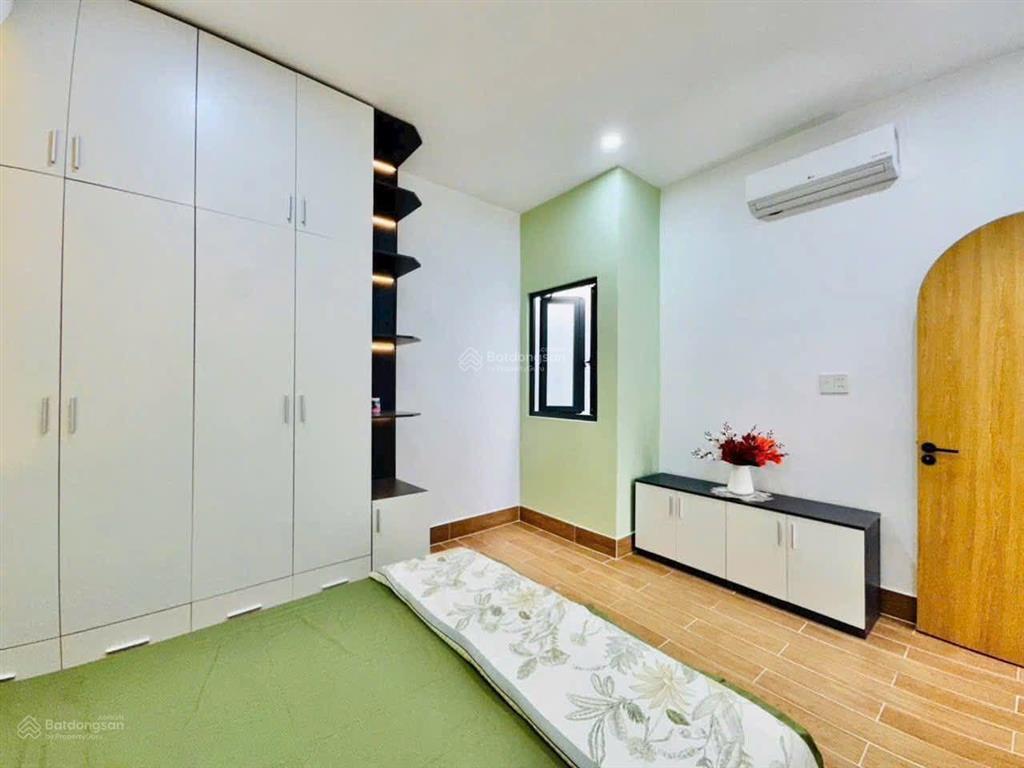 Bán căn nhà phố ,đầy đủ nội thất