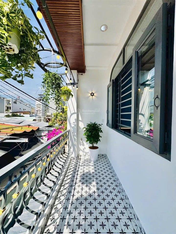 Bán căn nhà phố ,đầy đủ nội thất