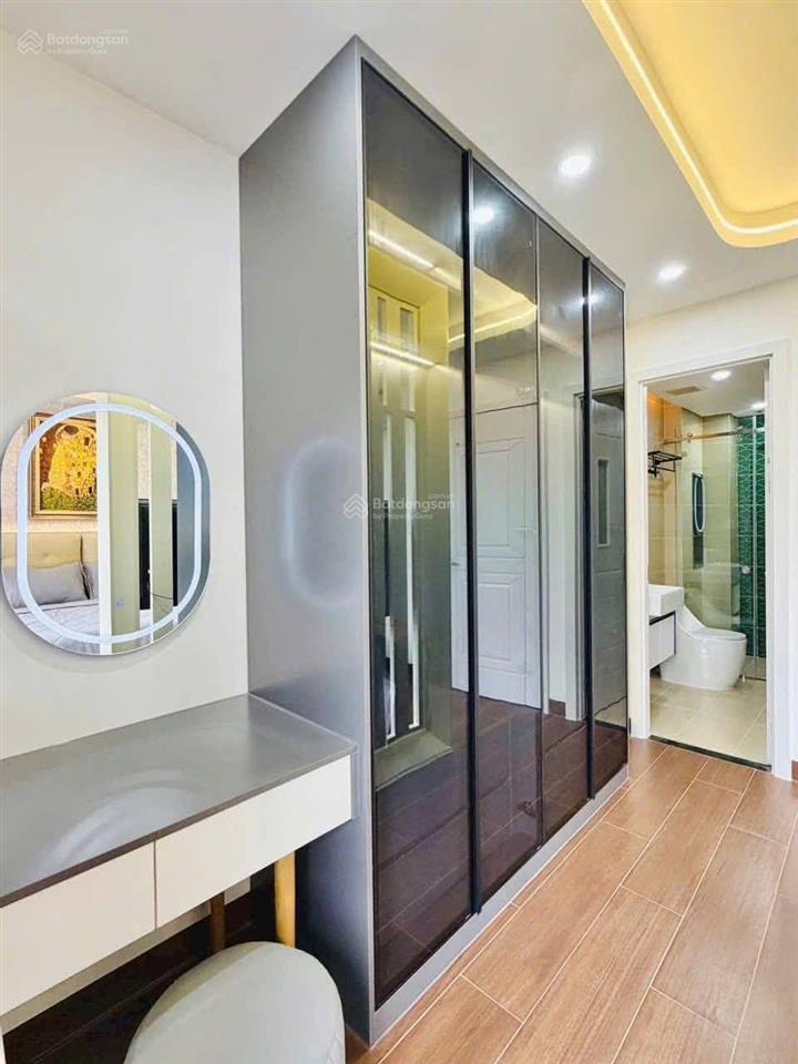 Bán căn nhà xây mới với diện tích 4,8x11 đầy đủ nội thất xe hơi ngủ trong nhà