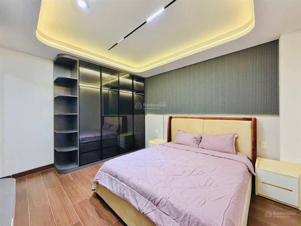 Bán căn nhà xây mới với diện tích 4,8x11 đầy đủ nội thất xe hơi ngủ trong nhà