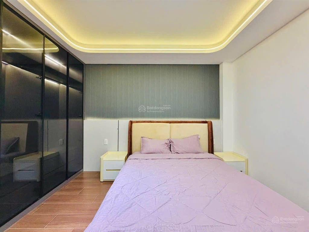 Bán căn nhà xây mới với diện tích 4,8x11 đầy đủ nội thất xe hơi ngủ trong nhà