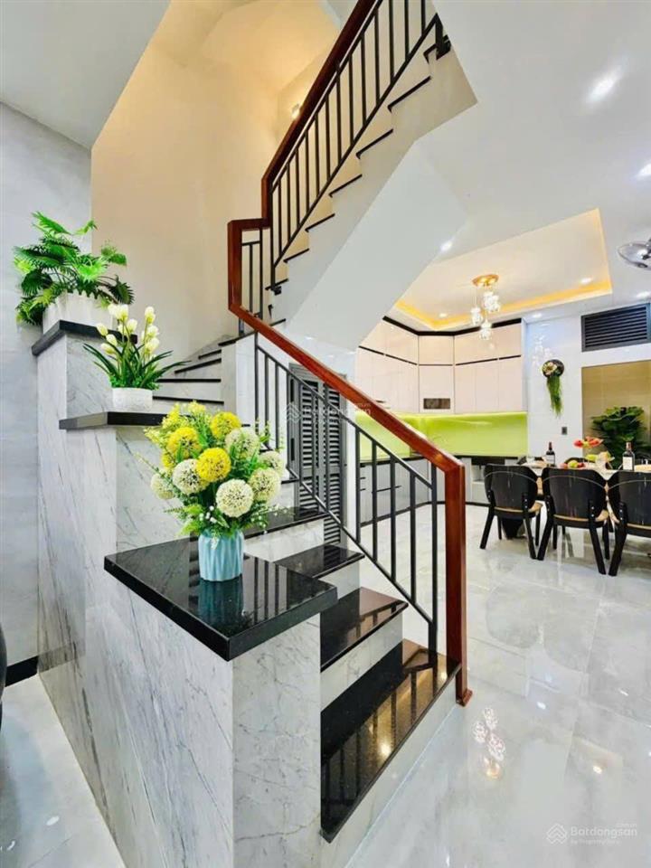Bán nhà đẹp xe hơi ngủ trong nhà  cạnh emart phan huy ích  p.an hội tây, tp.hcm