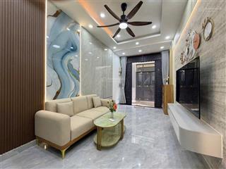 Ngay ngã 6 gò vấp  gần sân bay  3 pn