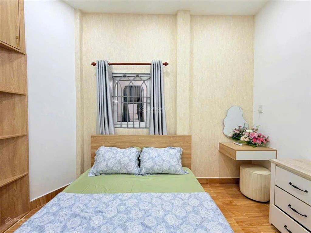 Ngay ngã 6 gò vấp  gần sân bay  3 pn