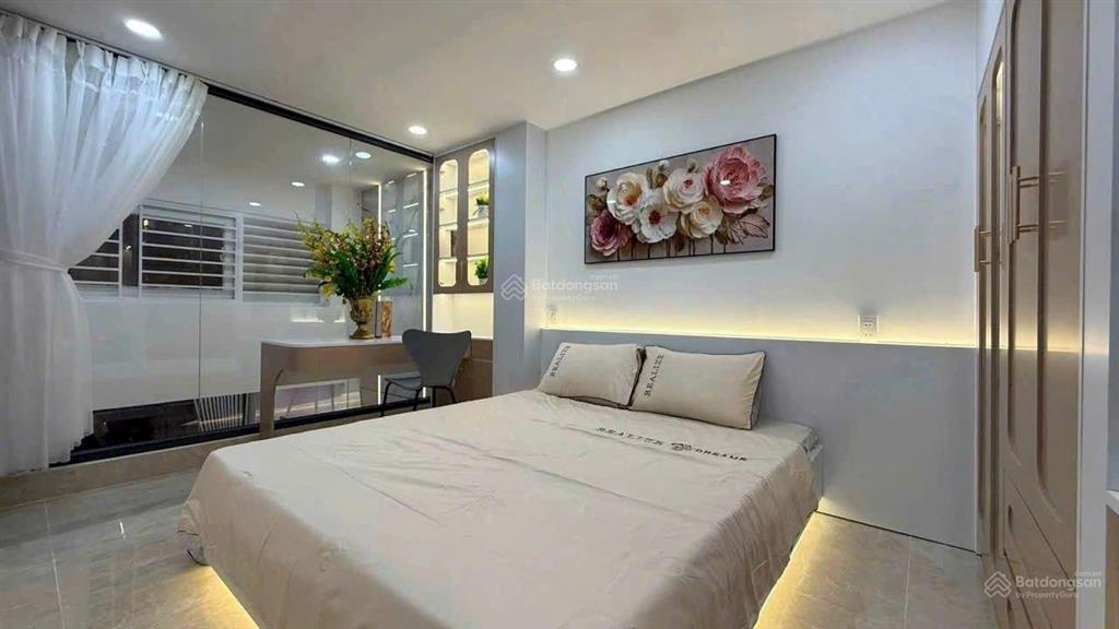 Bán căn nhà trung tâm gò vấp đầy đủ nội thất sát emart