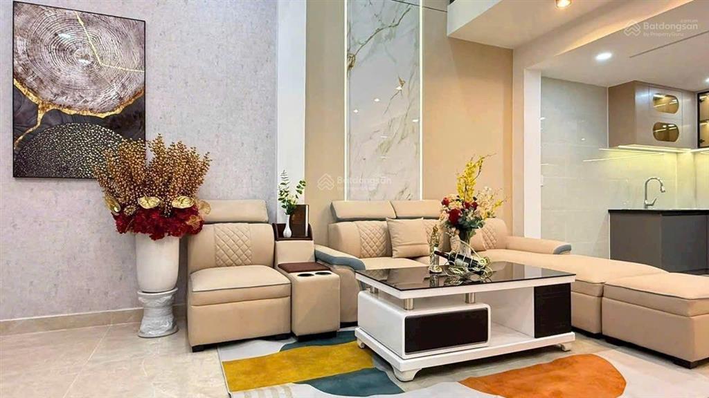 Bán căn nhà trung tâm gò vấp đầy đủ nội thất sát emart