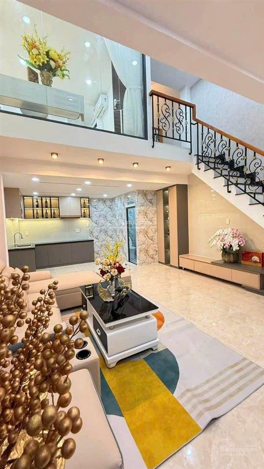 Bán căn nhà trung tâm gò vấp đầy đủ nội thất sát emart