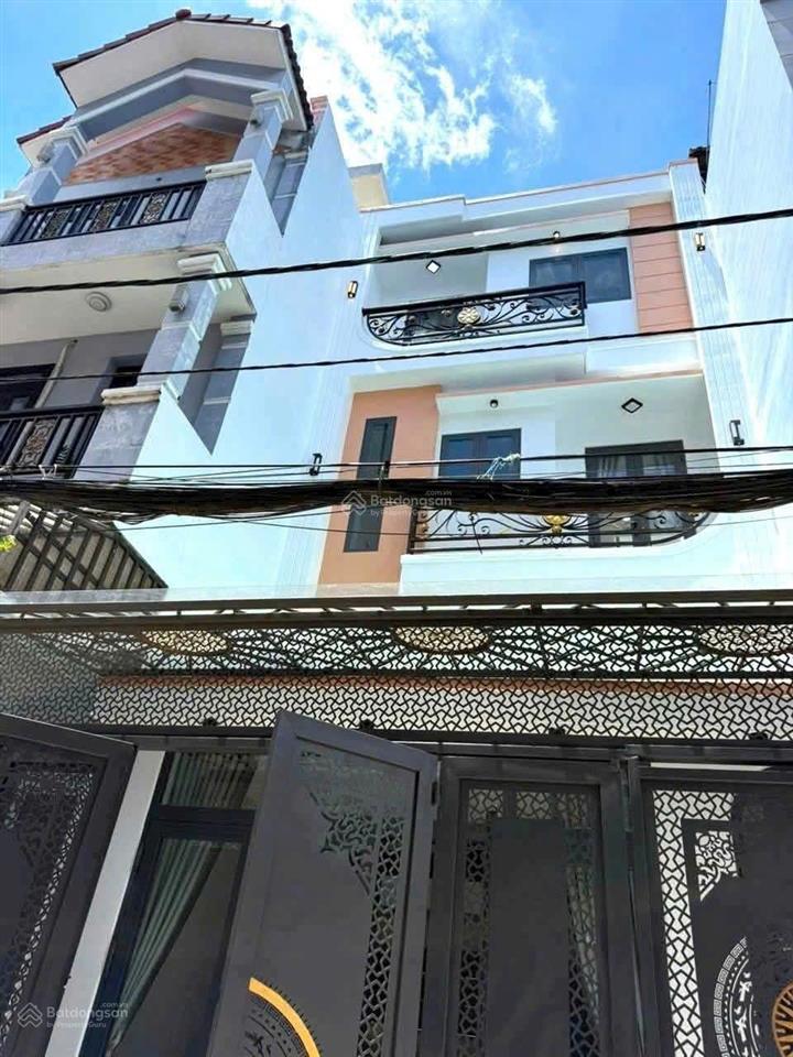 Bán căn nhà trung tâm gò vấp đầy đủ nội thất sát emart