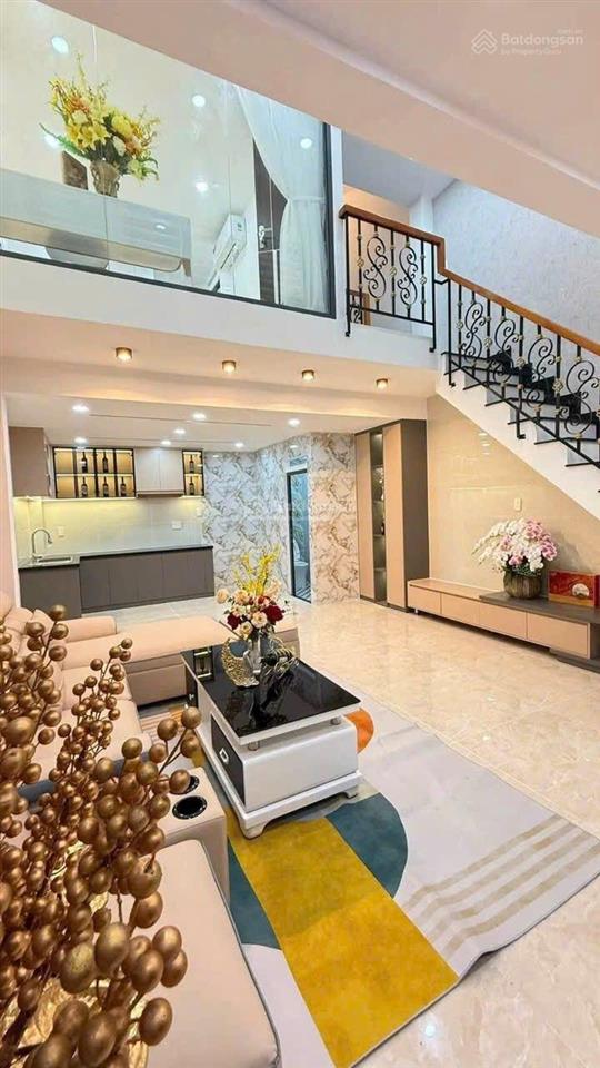 Bán căn nhà trung tâm gò vấp đầy đủ nội thất sát emart