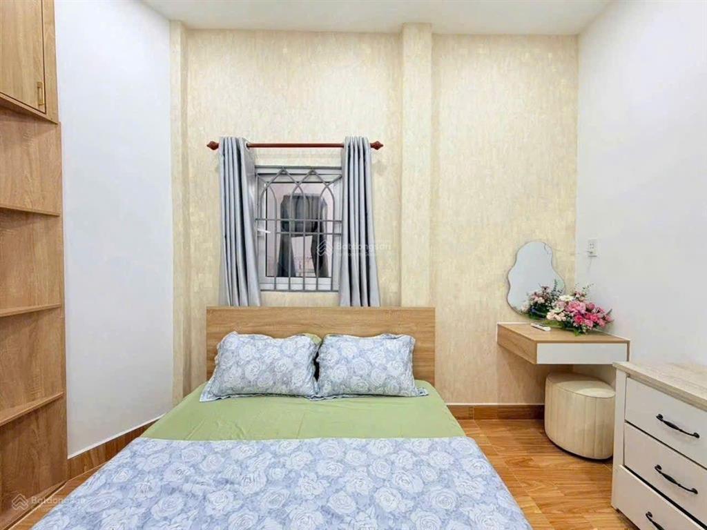 Bán căn nhà trung tâm phường 10 gần ngã 5 chuồng chó