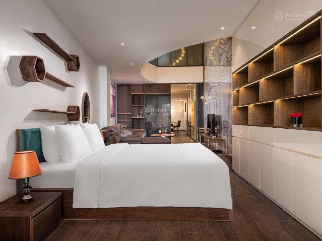 Bán toà khách sạn mặt phố yên hoa tây hồ. 256 m2, 10 tầng vận hành chuyên nghiệp. sổ đẹp. 165 tỷ