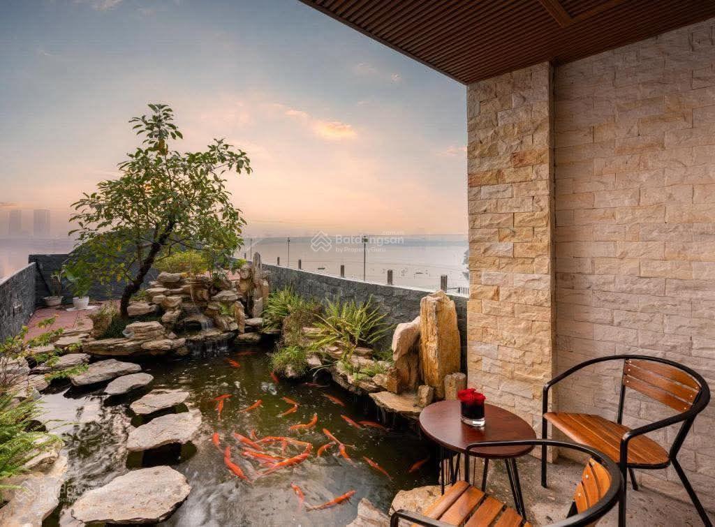 Bán toà khách sạn mặt phố yên hoa tây hồ. 256 m2, 10 tầng vận hành chuyên nghiệp. sổ đẹp. 165 tỷ