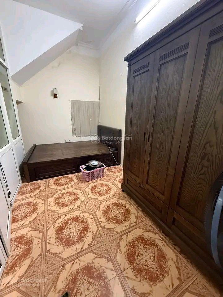 Tôn đức thắng đống đa 4 tầng ở ngay. 4,3 tỷ. sổ đỏ riêng, nhà riêng 4 tầng kiên cố ở lâu dài. hiếm