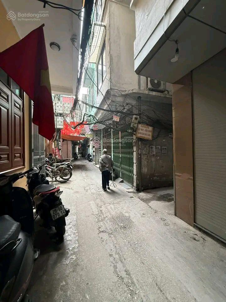 Tôn đức thắng đống đa 4 tầng ở ngay. 4,3 tỷ. sổ đỏ riêng, nhà riêng 4 tầng kiên cố ở lâu dài. hiếm